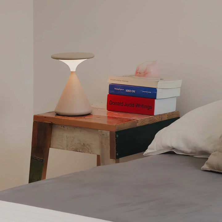 Ledningsfri Bordlampe i Timeglas Design