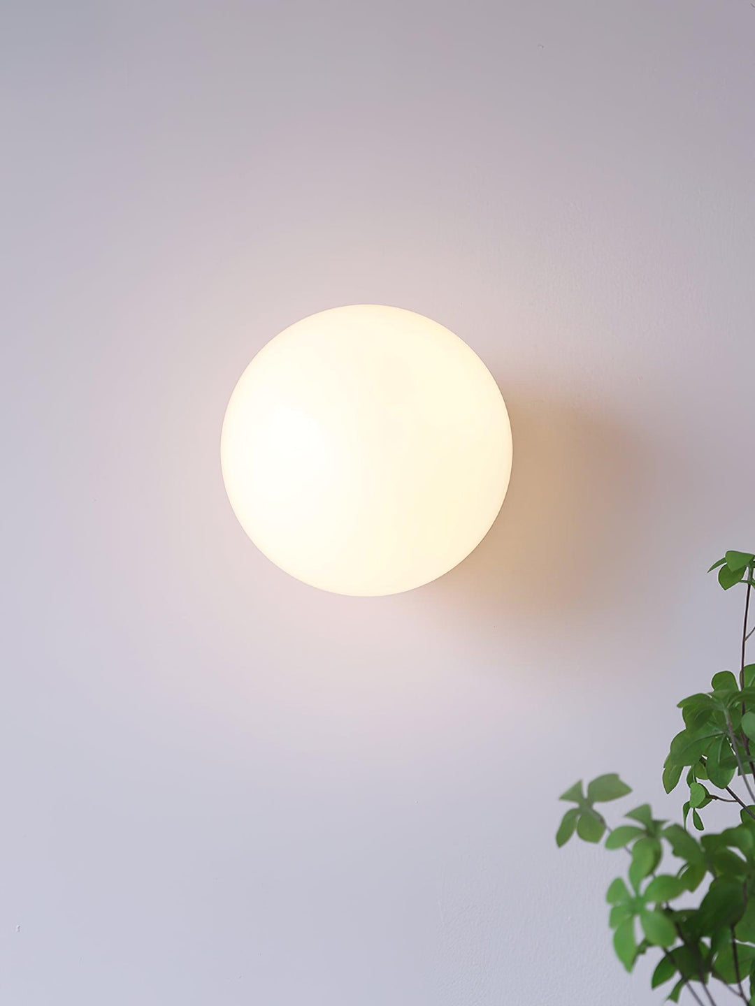 Moderne Metal Væglampe med Lyserød Glasskærm