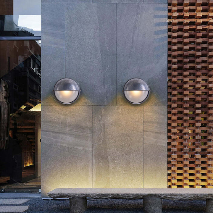Vandtæt Udendørs Væglampe i Moderne Design