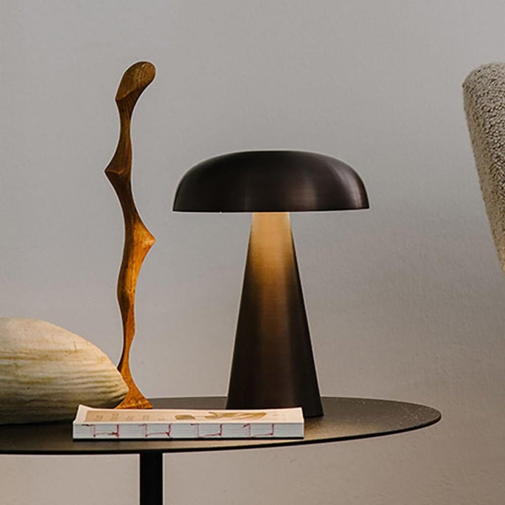 Dæmpbar Metal LED Bordlampe