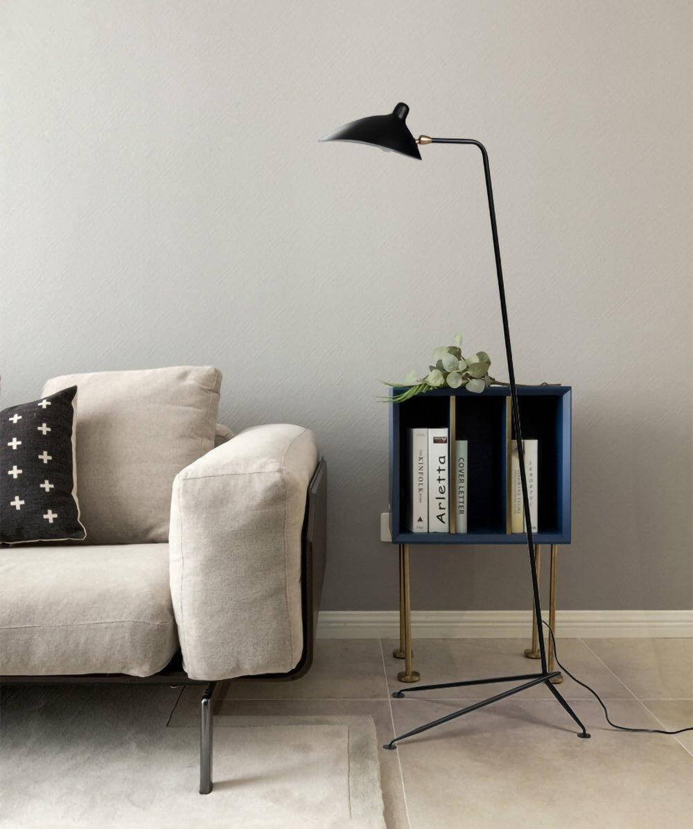Justerbar 3-armet gulvlampe i metal