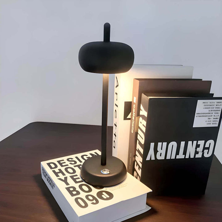 RINE Bordlampe - Elegant Design, Justerbar Lysstyrke - Metal