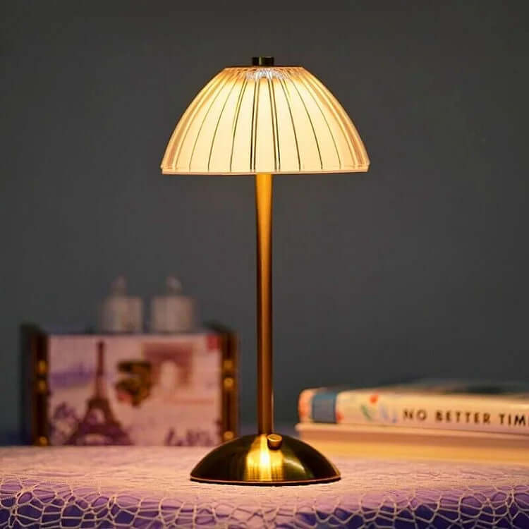 Ledningsfri krystalmetal bordlampe