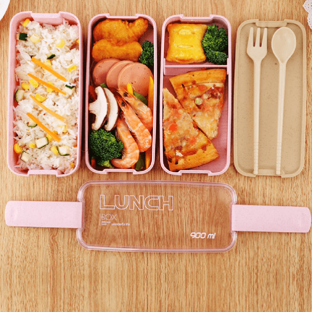 "3-lags bento madkasse i beige og lyserød, lufttæt, mikrobølge- og opvaskemaskinesikker, ideel til frokostopbevaring."