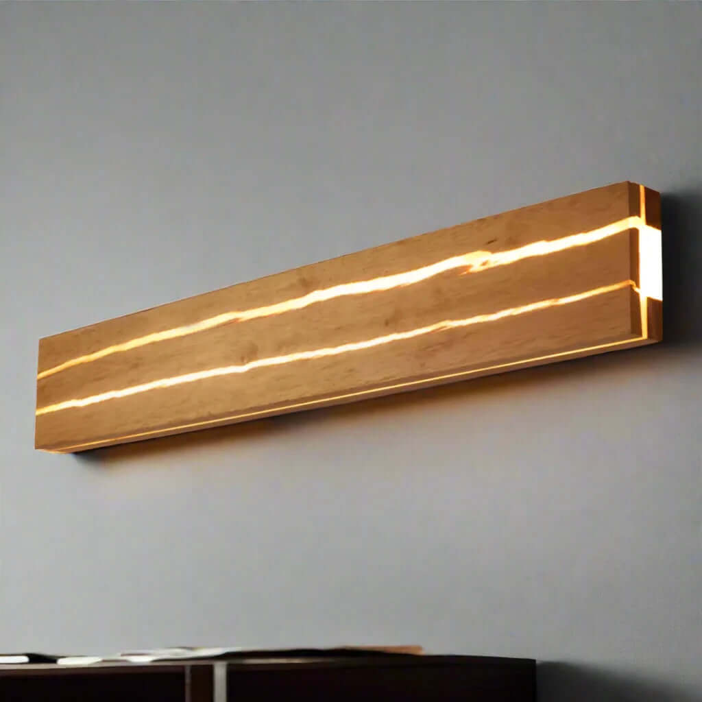 Rustik Trævæglampe med Revnet Design - 30/50cm