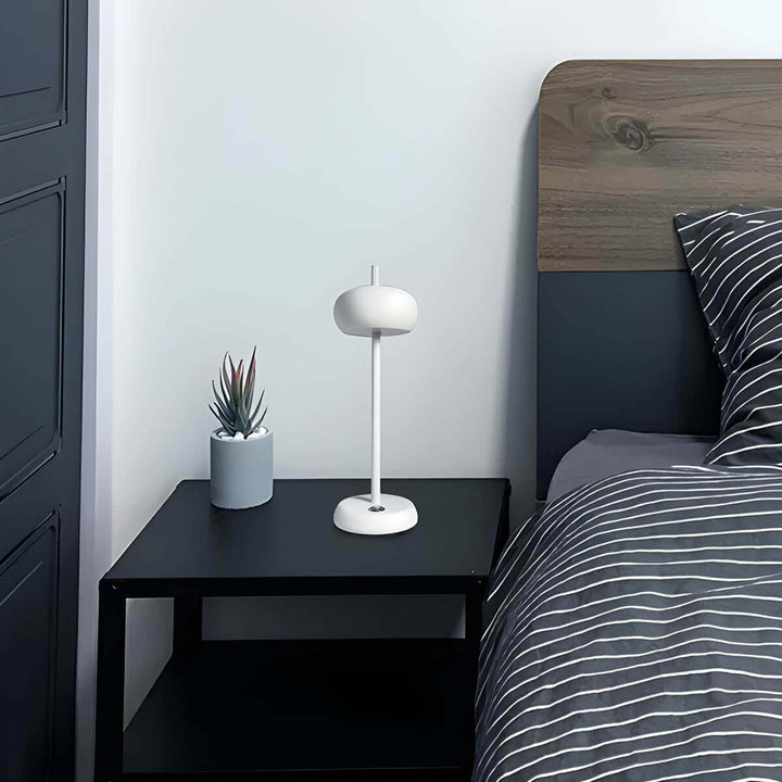 RINE Bordlampe - Elegant Design, Justerbar Lysstyrke - Metal