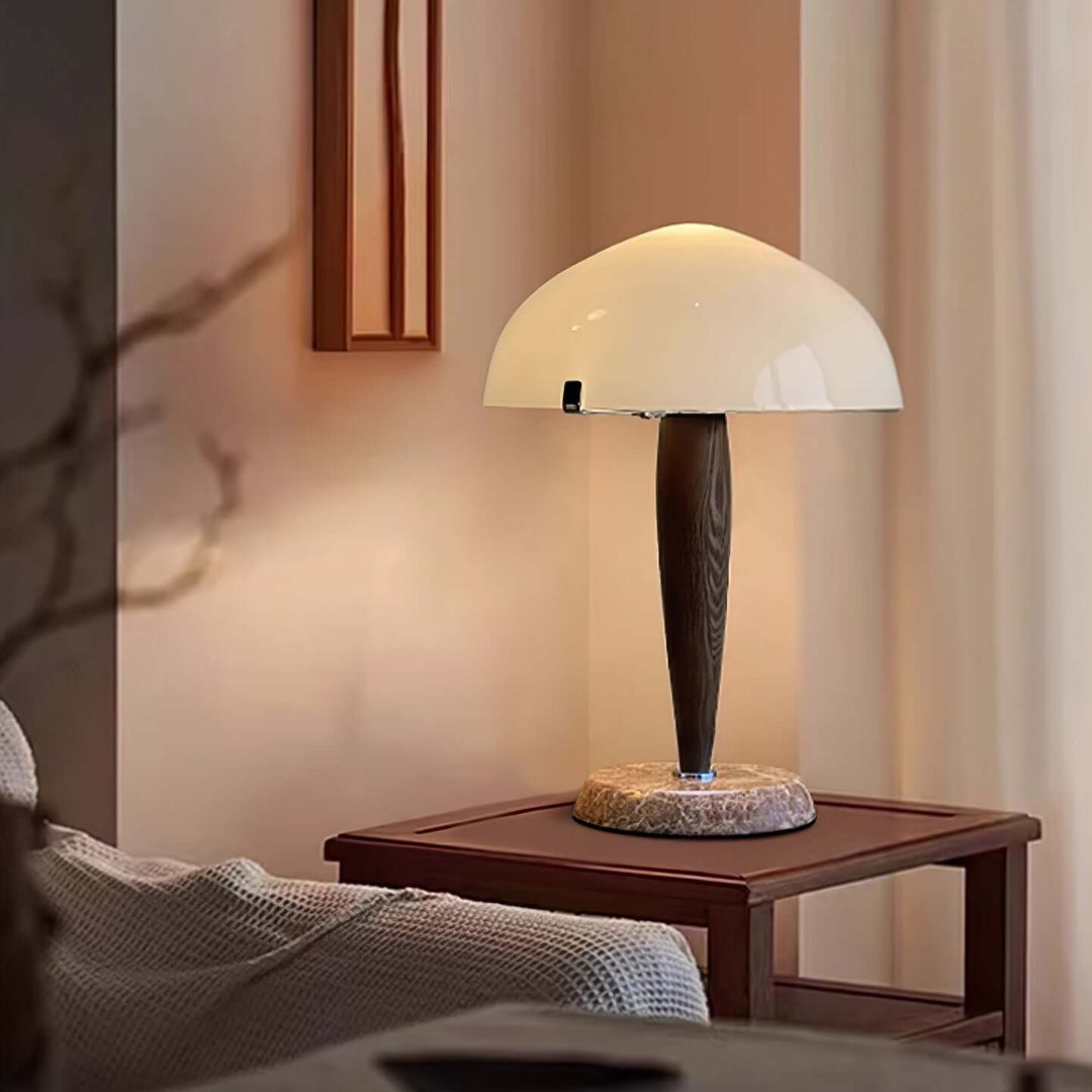 Elegant Bordlampe i Valnød & Marmor
