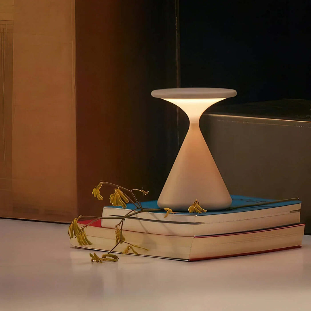 Ledningsfri Bordlampe i Timeglas Design
