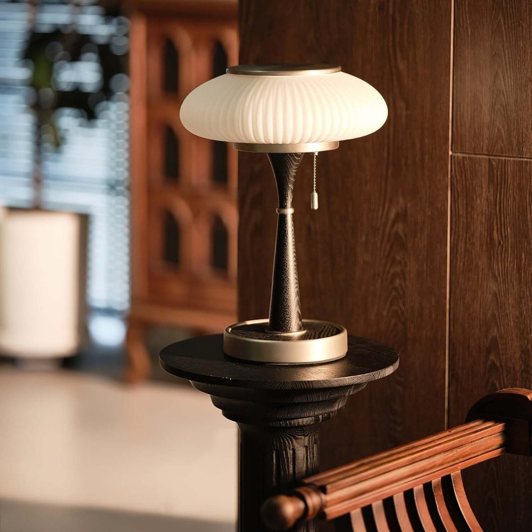 Elegant Bordlampe i Svampeform - 36cm