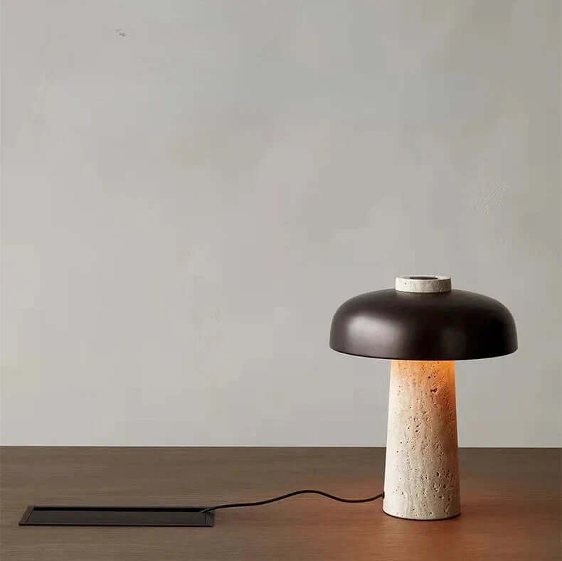 Elegant Travertin Bordlampe - 25cm