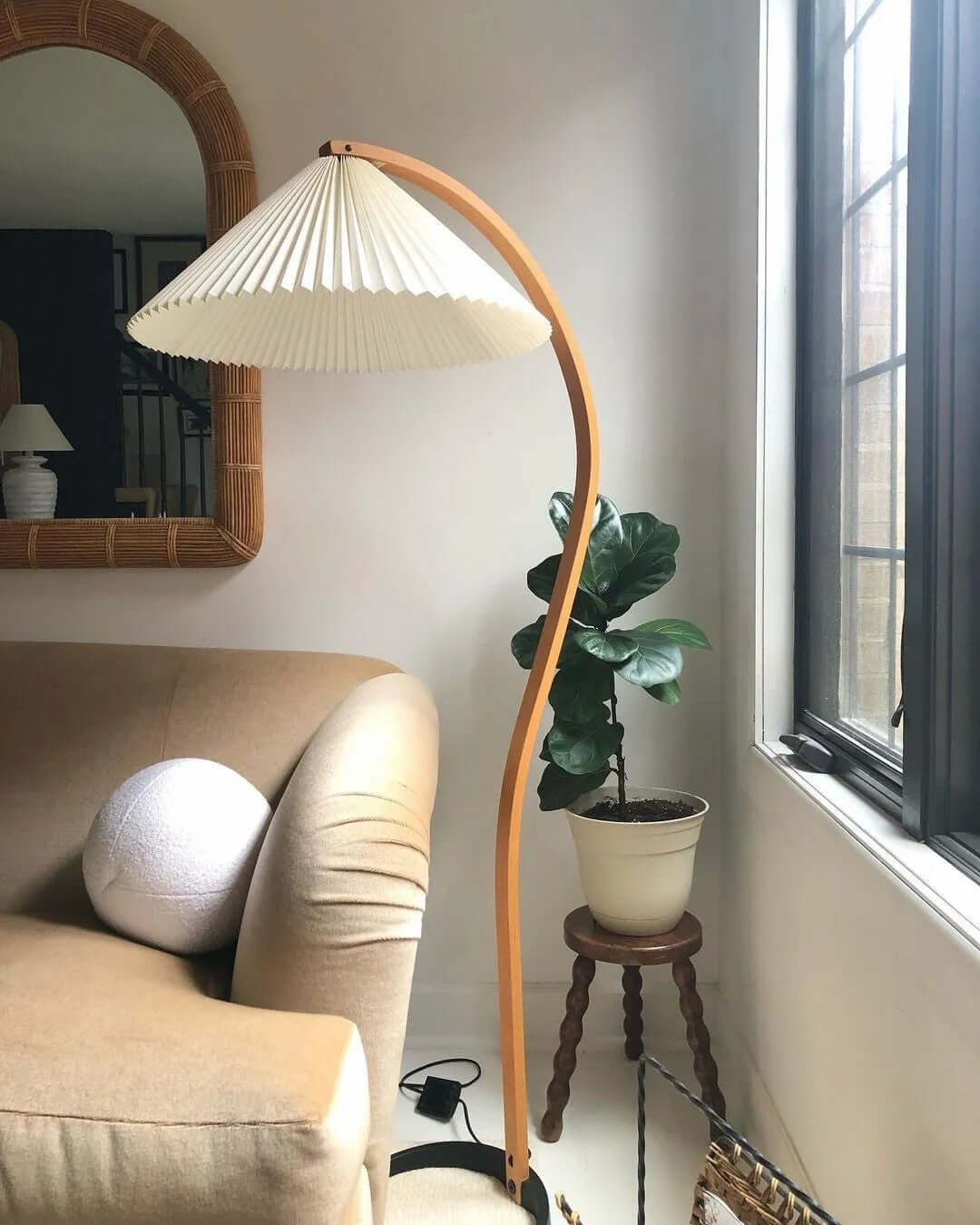 Designer Gulvlampe i Træ & Metal