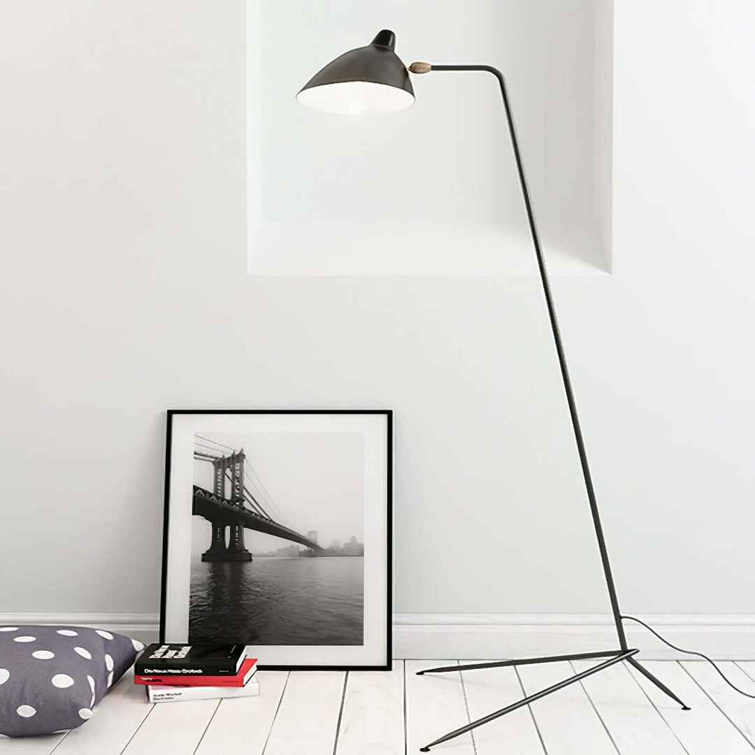 Justerbar 3-armet gulvlampe i metal