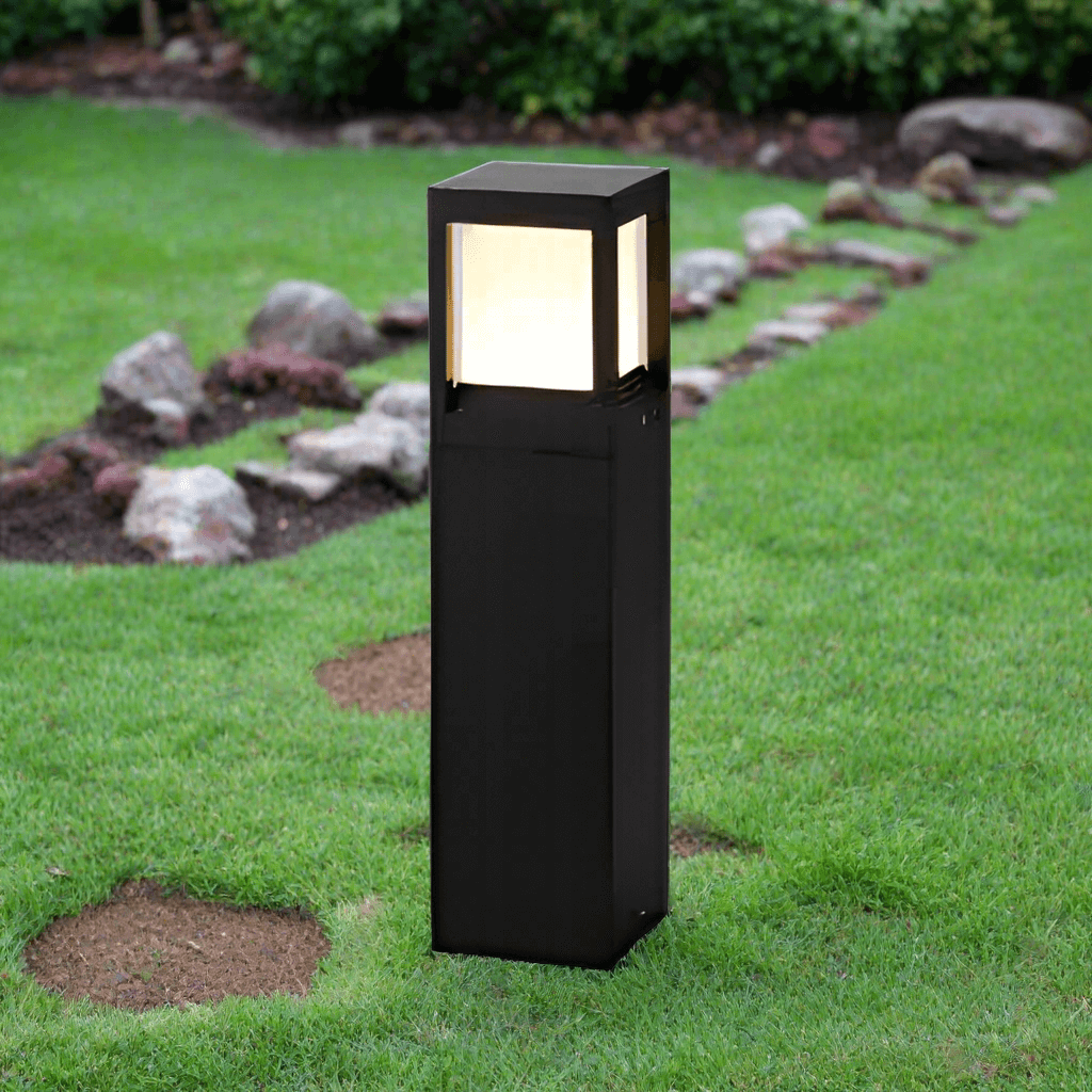 60 cm Solcellelampe Udendørs - Terningformet Havebelysning
