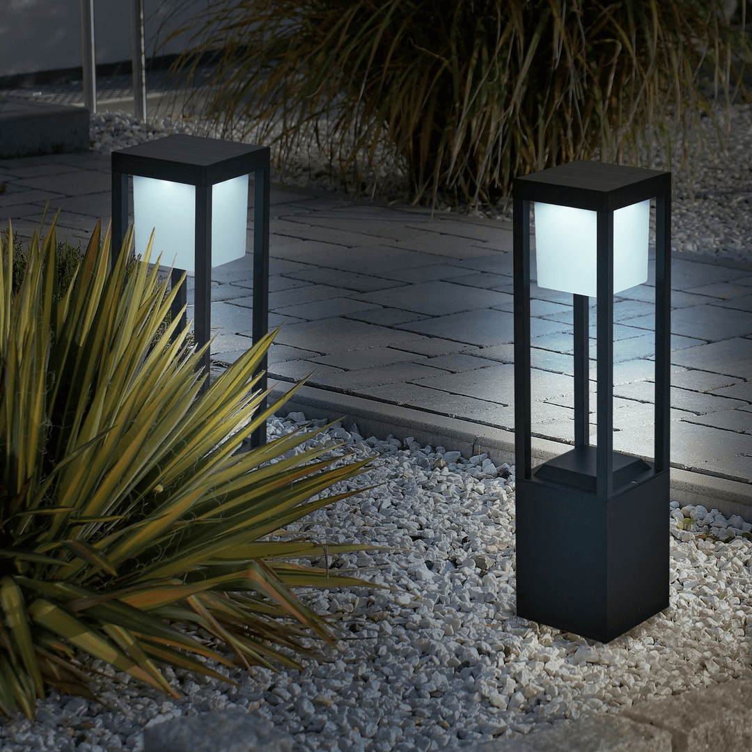 60 cm Solcellelampe Udendørs - Terningformet Havebelysning