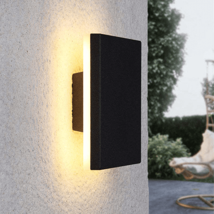 Udendørs LED Væglampe - Minimalistisk Design