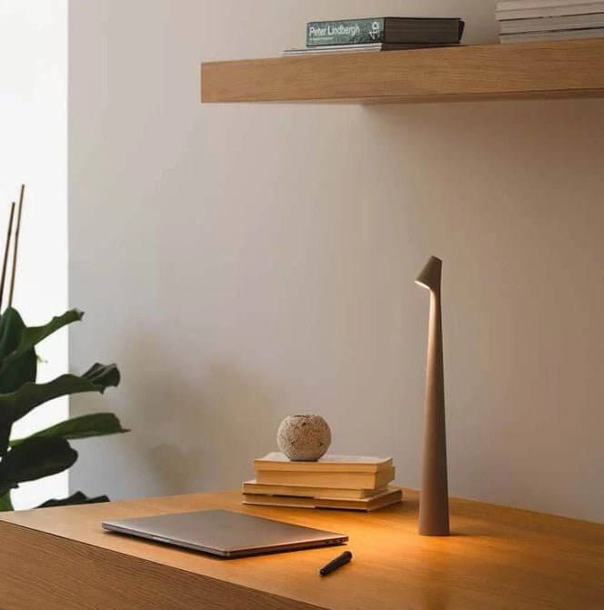 Bærbar LED Bordlampe i Aluminium - 35/45cm