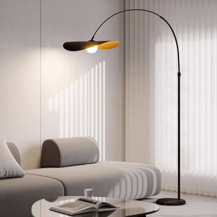Elegant LED Gulvlampe med Justerbar Højde