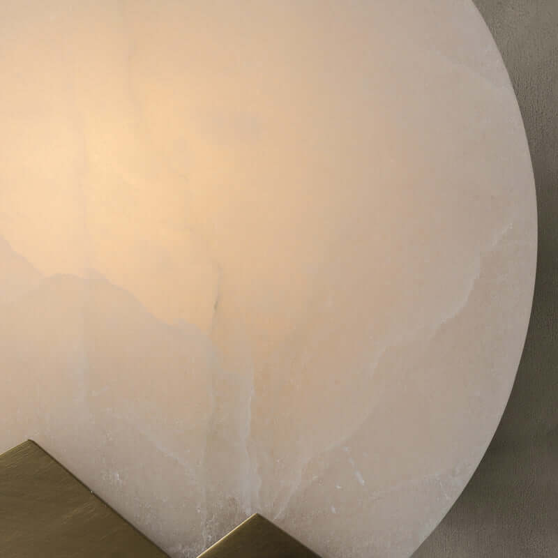 Elegant Marmor Væglampe med Messing Detaljer