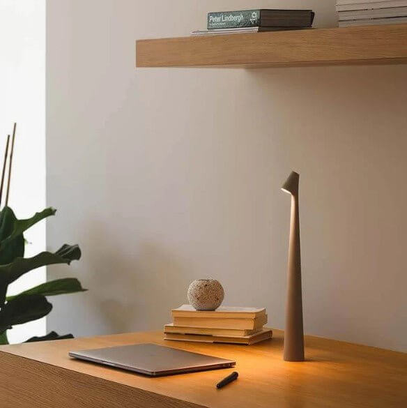 Bærbar LED Bordlampe i Aluminium - 35/45cm