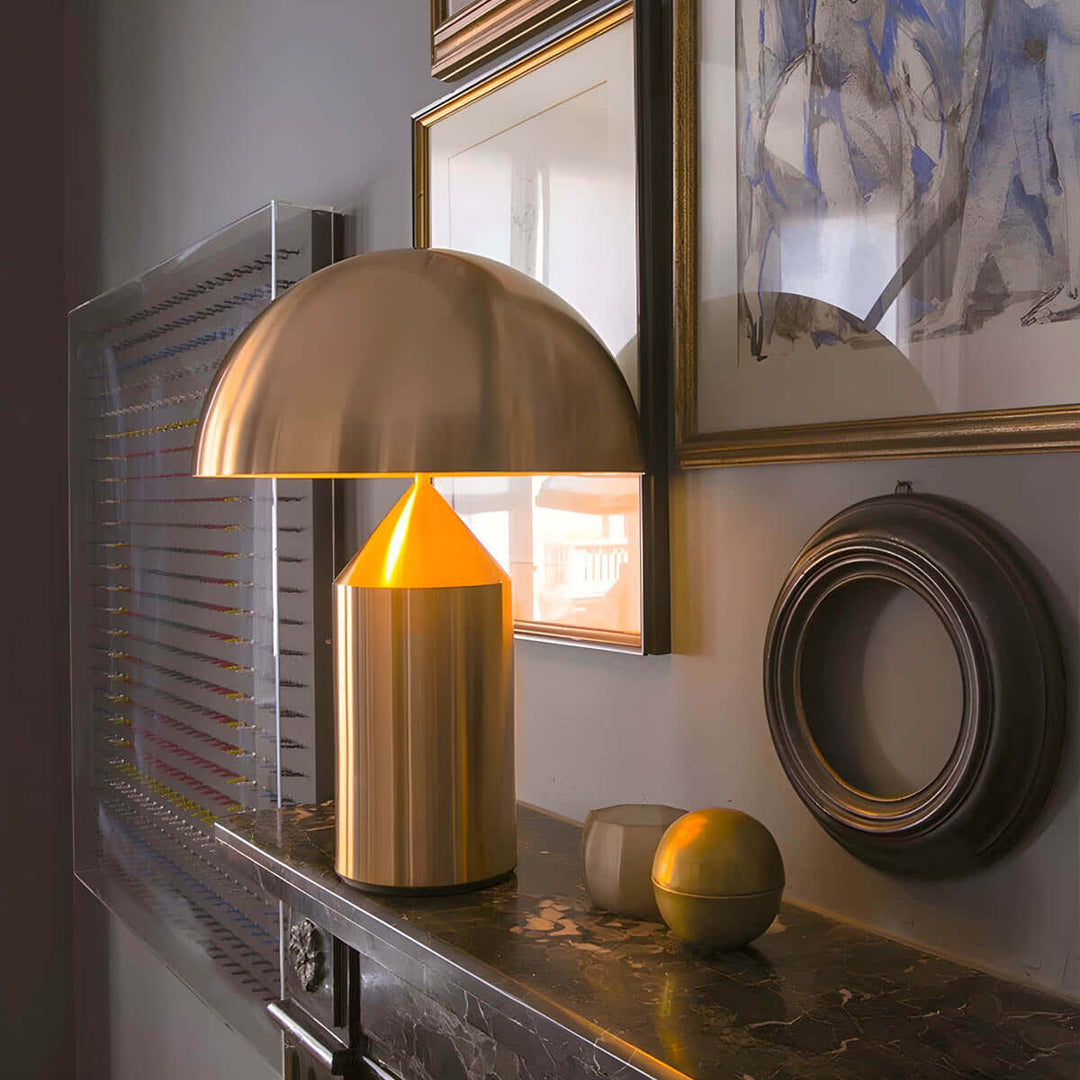 Elegant Bordlampe i Metal og Glas - Vintage Design