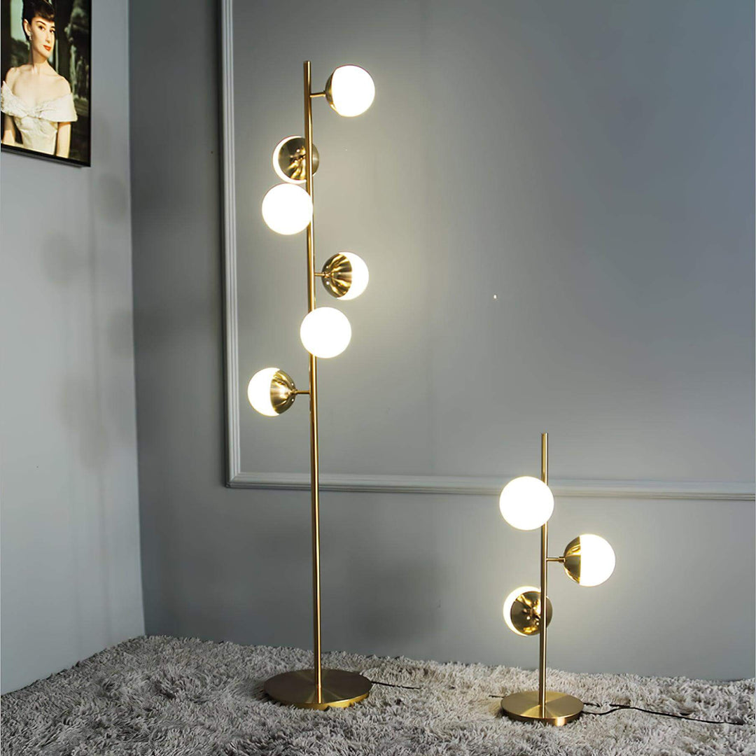 Moderne LED Trælampe med Glaskugler