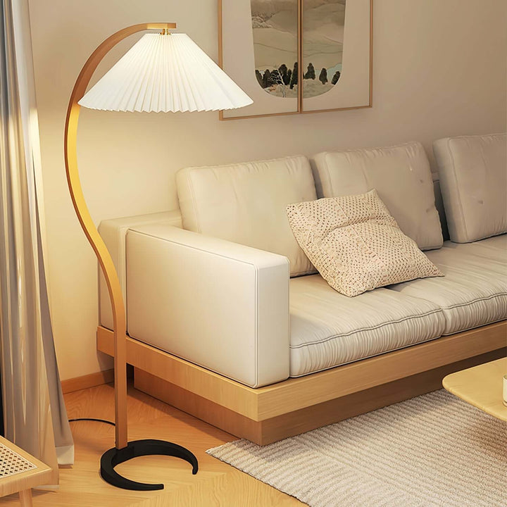 Designer Gulvlampe i Træ & Metal