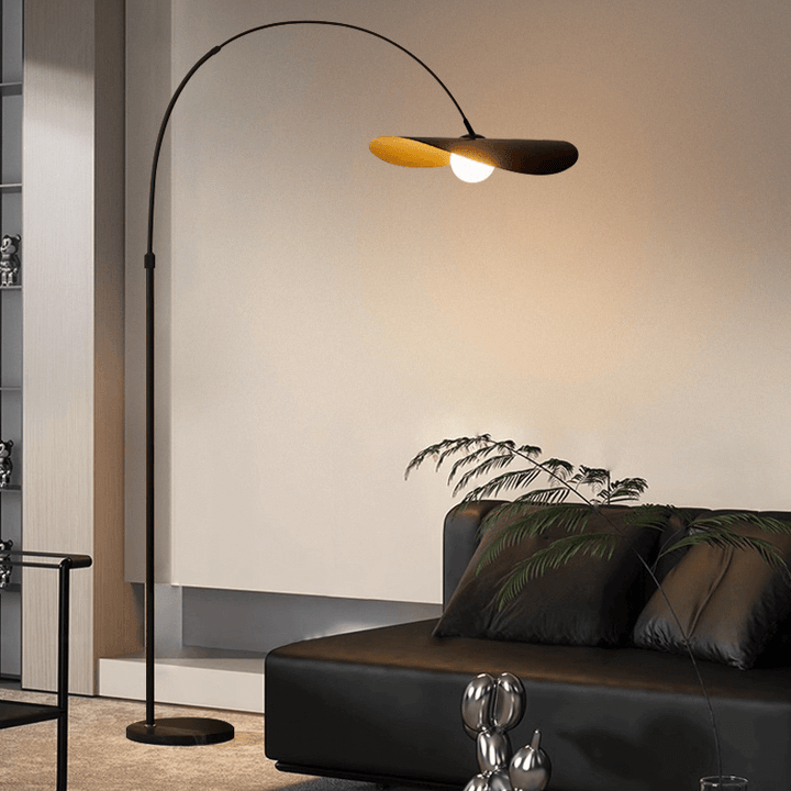 Elegant LED Gulvlampe med Justerbar Højde