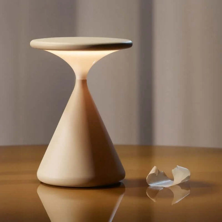 Ledningsfri Bordlampe i Timeglas Design