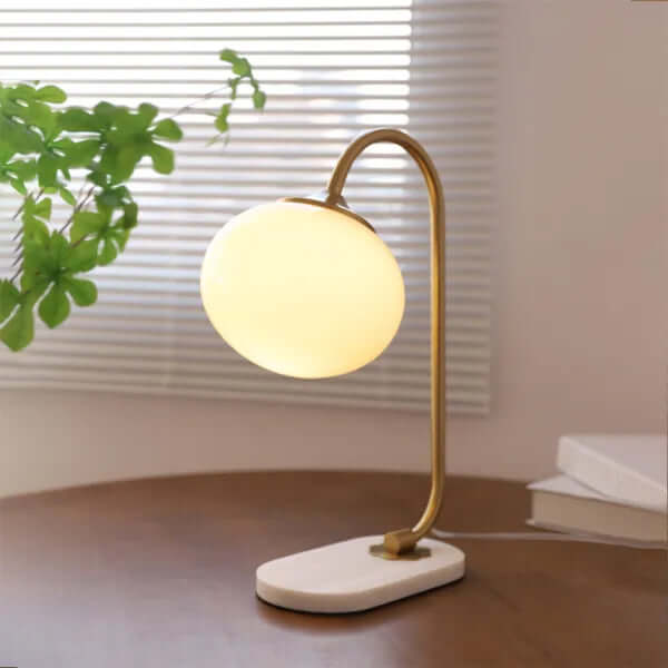 Elegant Bordlampe i Glas og Metal - 28cm