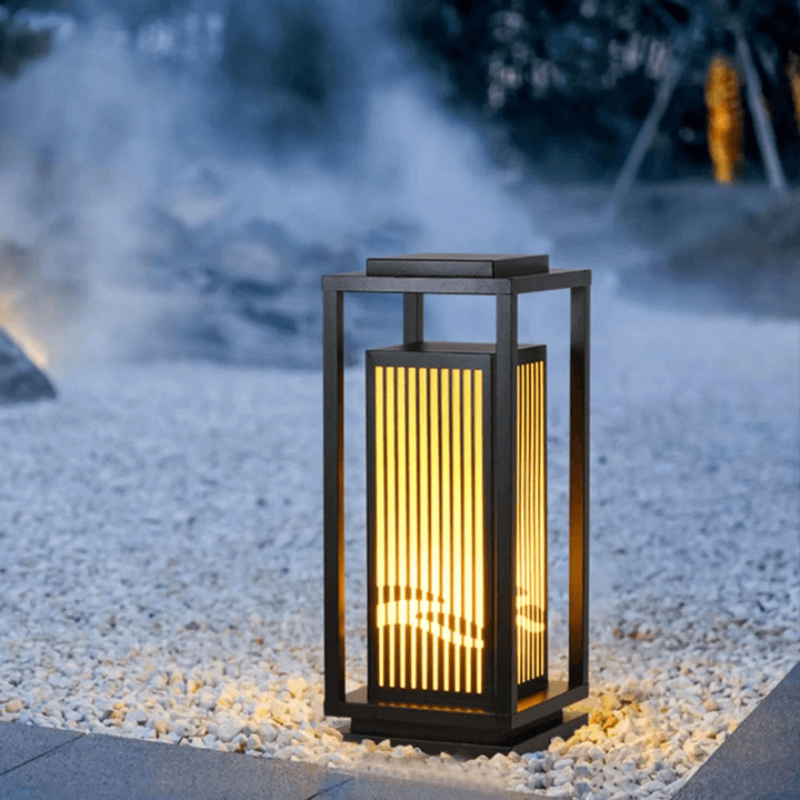 Soldrevet Havepæl Lampe - Vandtæt LED Udendørslys