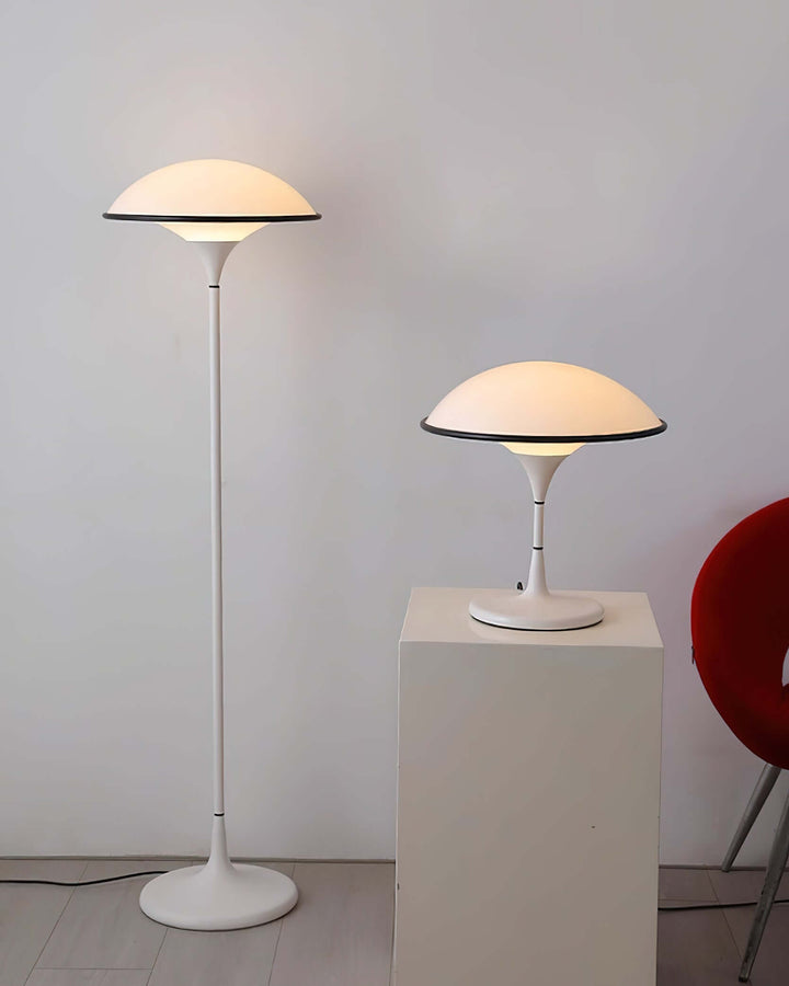 Elegant Bordlampe i Retro-Moderne Design