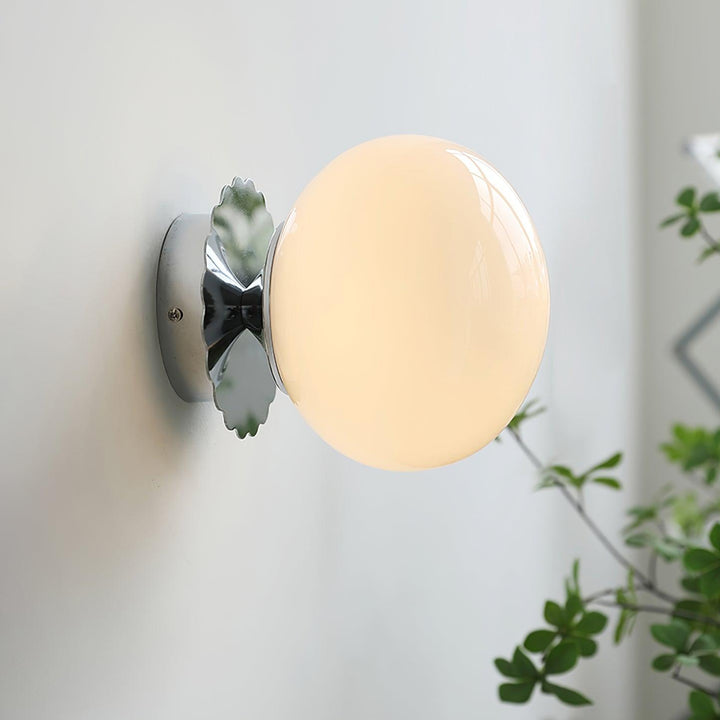 Moderne Metal Væglampe med Lyserød Glasskærm