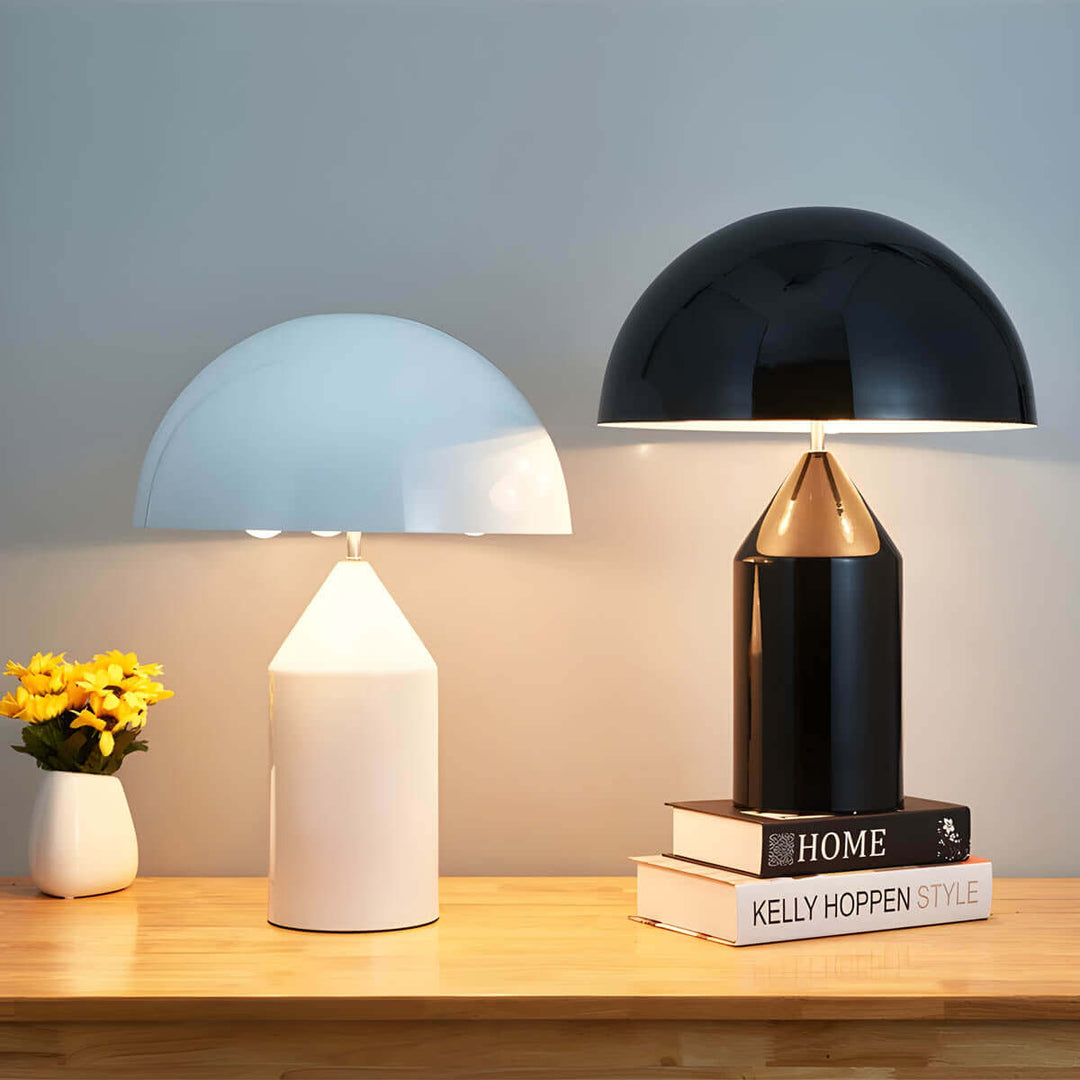 Elegant Bordlampe i Metal og Glas - Vintage Design