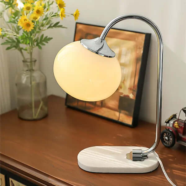 Elegant Bordlampe i Glas og Metal - 28cm