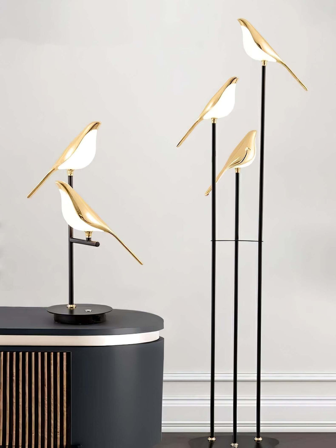 Elegant Gulvlampe med Fuglemotiv