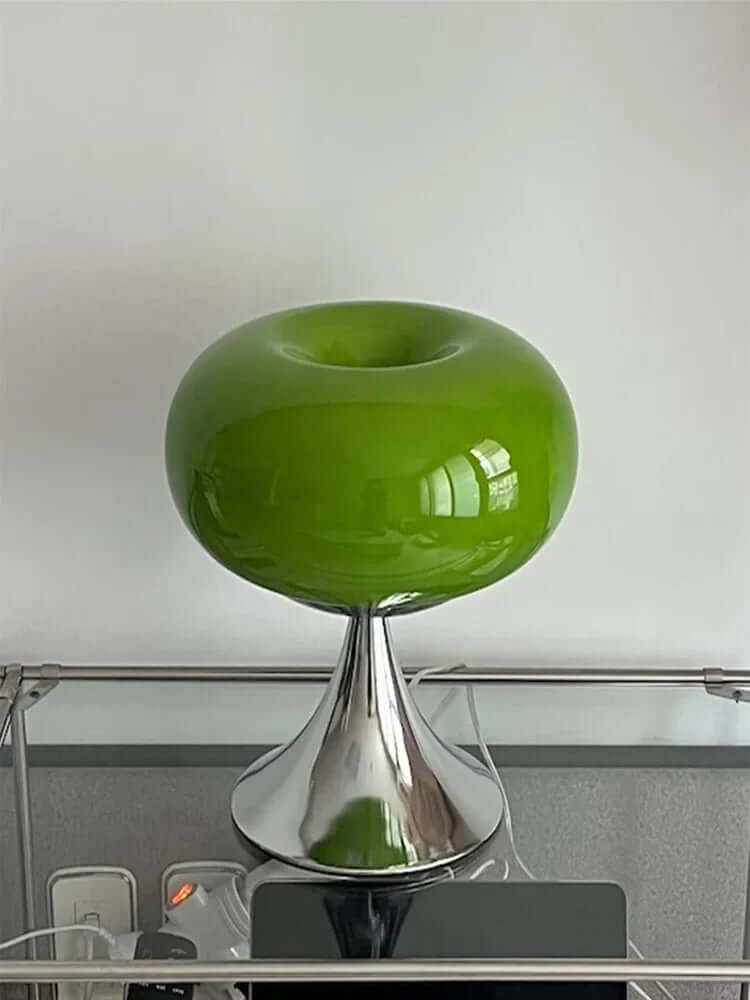 Elegant Æble Bordlampe i Antik Stil