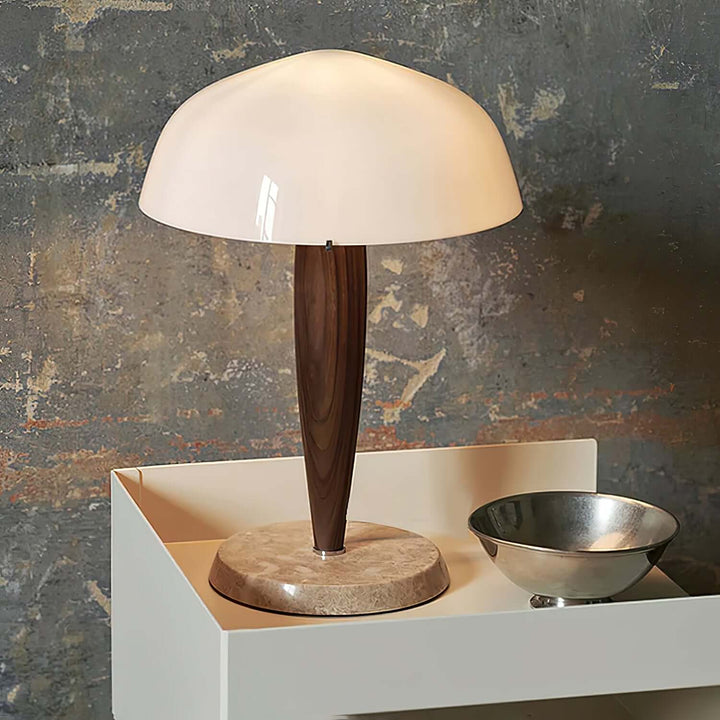 Elegant Bordlampe i Valnød & Marmor