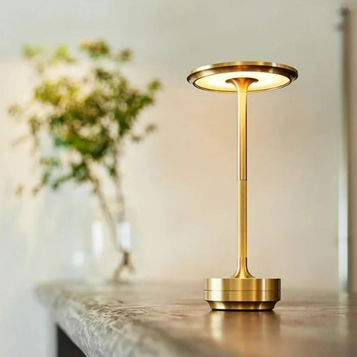 Touch Lampe - Stilfuld indendørs belysning | Vanero