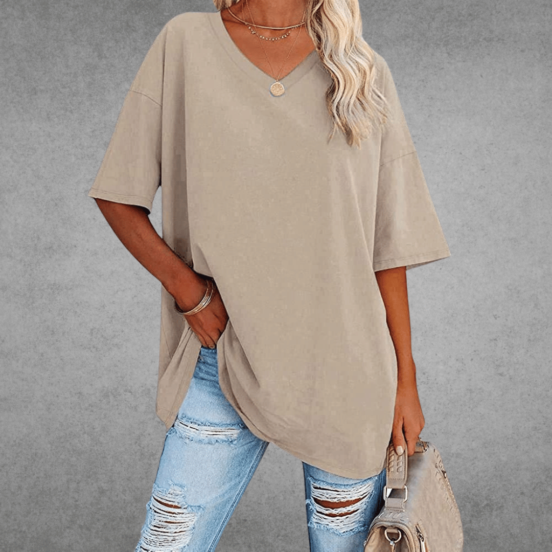 "Agnes T-shirt i tidløse farver, elegant design, perfekt til hverdag og afslappede anledninger, women's sweaters & cardigans"