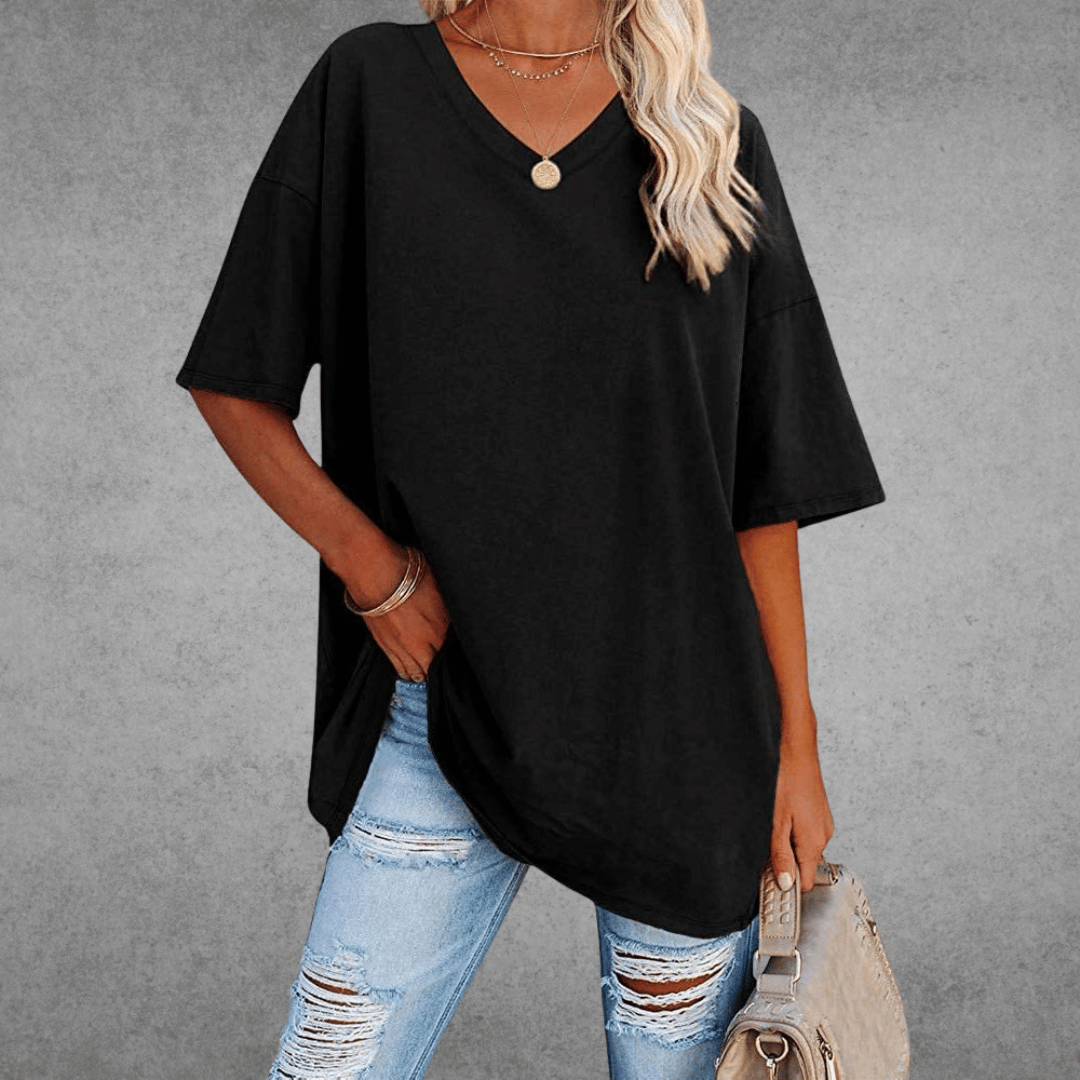 "Agnes T-shirt i tidløse farver, elegant design, perfekt til hverdag og afslappede anledninger, women's sweaters & cardigans"