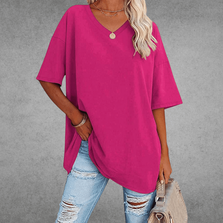 "Agnes T-shirt i tidløse farver, elegant design, perfekt til hverdag og afslappede anledninger, women's sweaters & cardigans"