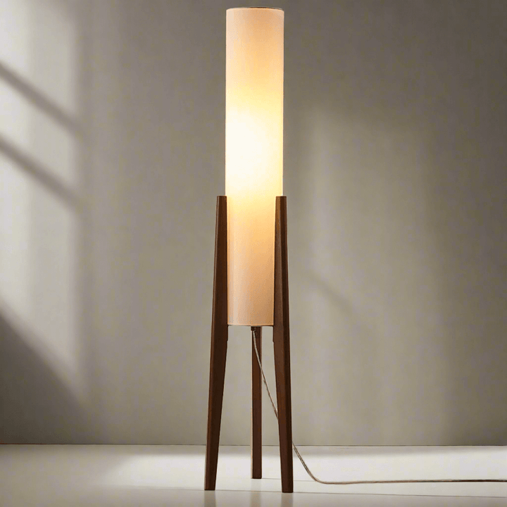 Elegant Gulvlampe i Valnøddetræ | Skaber Hygge