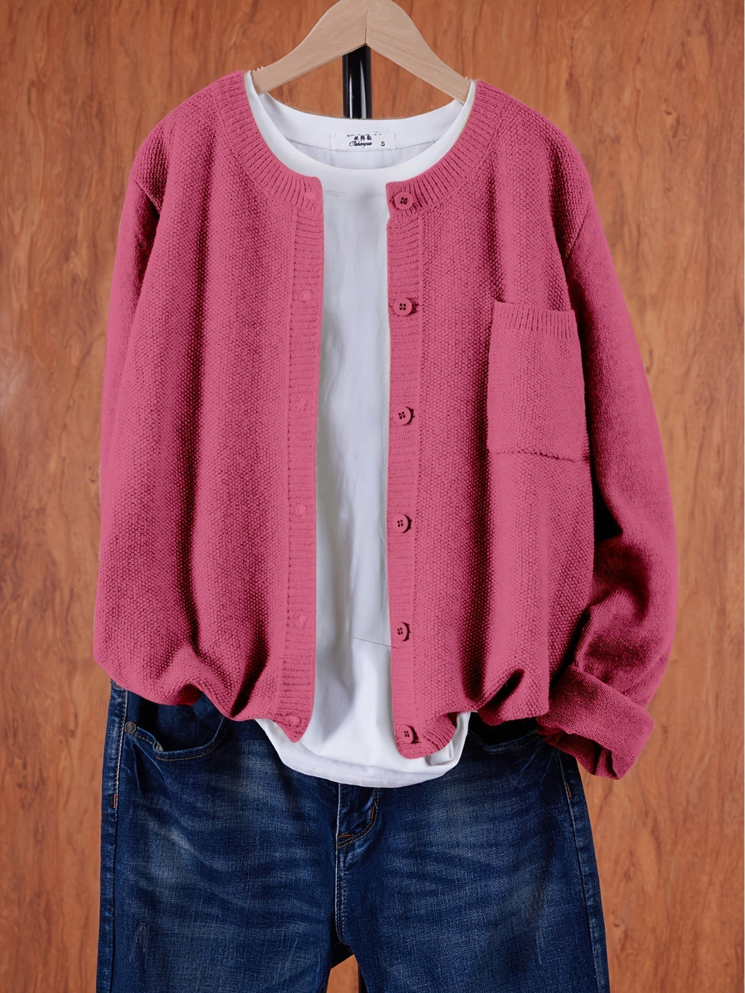 "Blød oversized uld strikcardigan til kvinder, elegant og komfortabel med afslappet pasform og praktiske lommer."