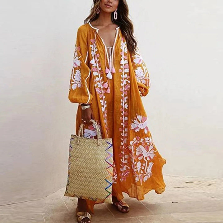 Dame Boheme Blomster Maxi Kjole med lange ærmer i gul, elegant design og afslappet look til sommer.