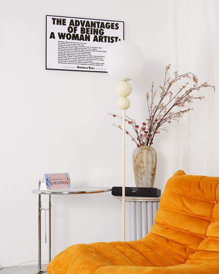 Elegant Gulvlampe i Metal og Glas