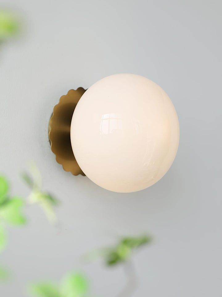 Moderne Metal Væglampe med Lyserød Glasskærm