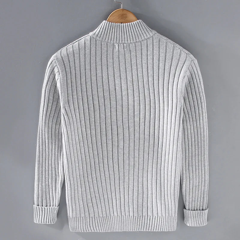 "Casual cardigan med lynlås, rullekrave og lange ærmer, stilfuldt design til mænd, grå farve."