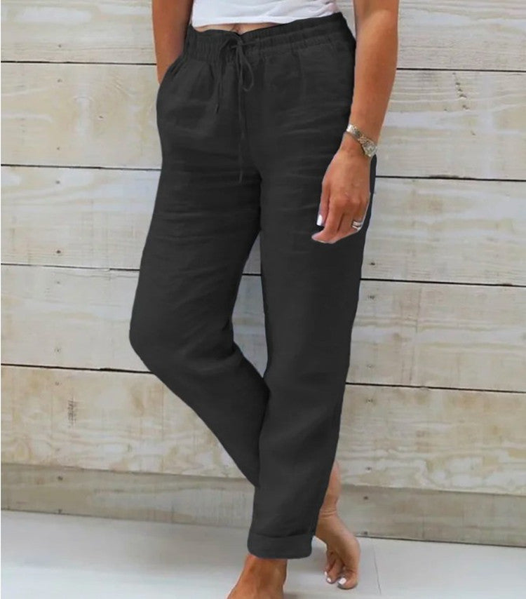Alsidige bukser i klassiske farver, nemme at style til enhver garderobe