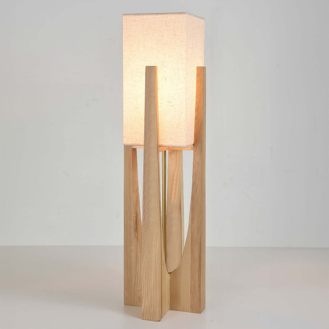 Elegant Gulvlampe i Valnøddetræ med Justerbar Belysning