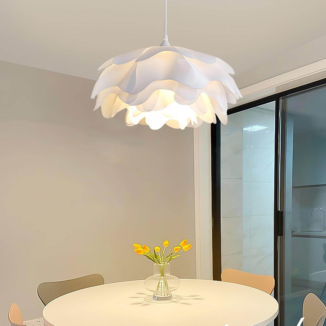 Elegant Blomsterformet Pendellampe